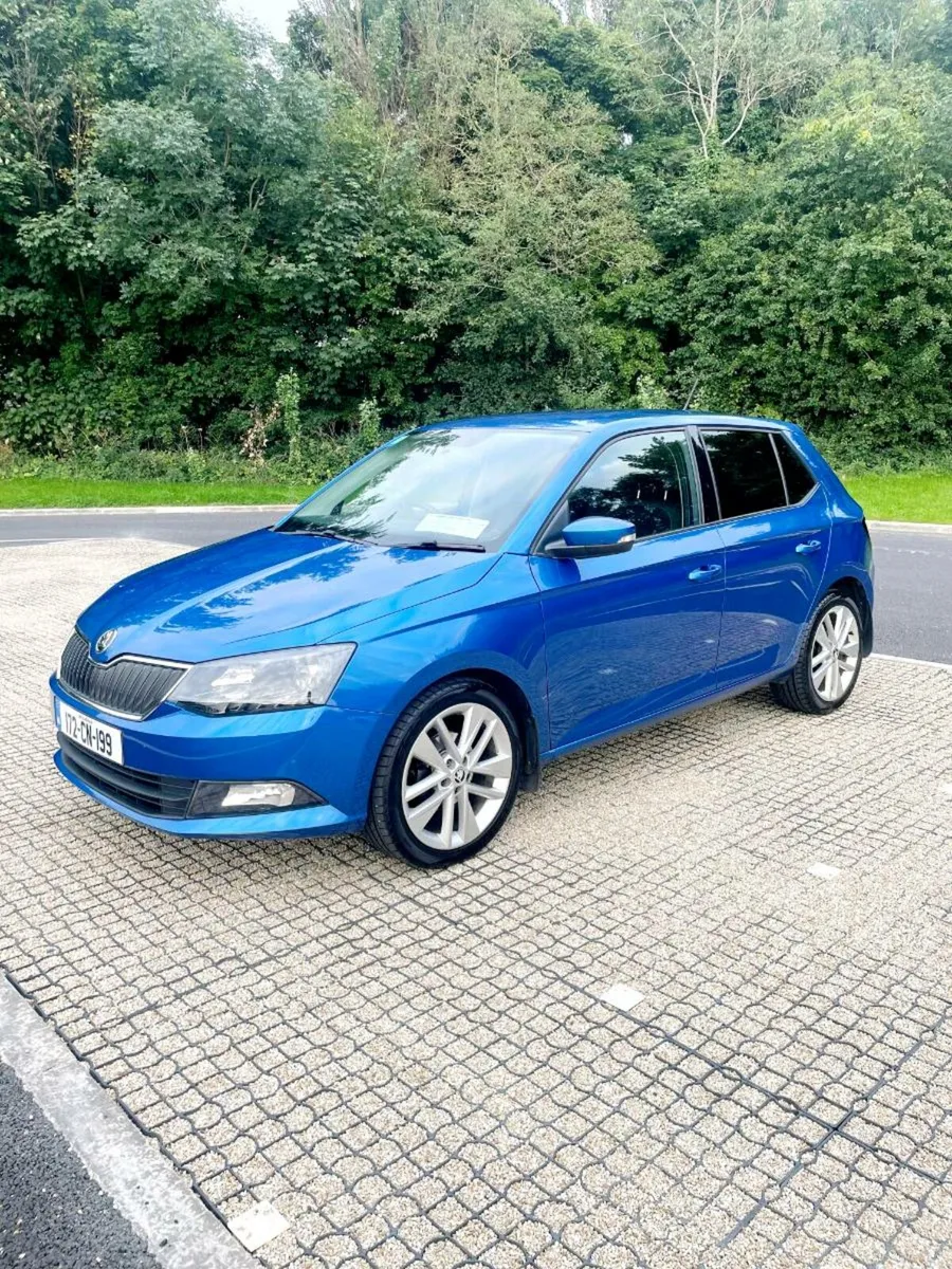 SKODA FABIA 1.0 MPI - Image 2