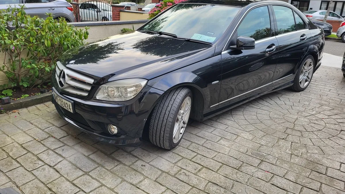 Mercedes-Benz C-Class 2010 - Image 1