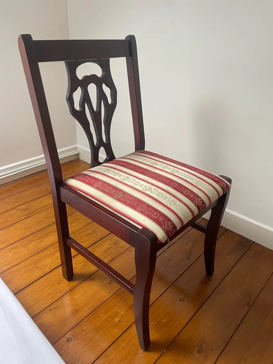 Mahogany Table and Chairs - Image 3