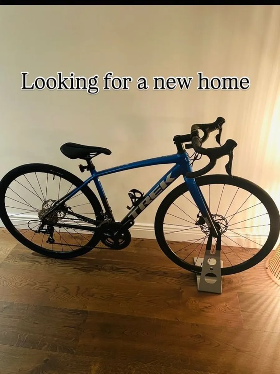Trek Domane AL 3 Road bike Size 49 Excellent Condition - Image 1