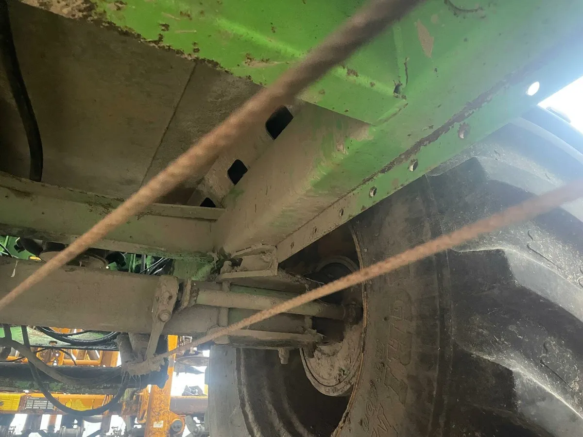 2500 gallon vacuum tank - Image 2