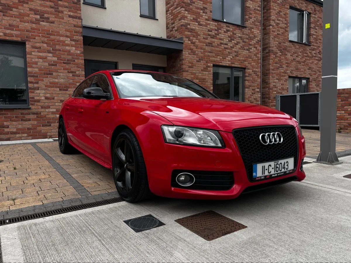 Audi A5 2011 - Image 1