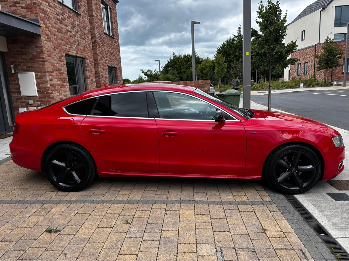Audi A5 2011 - Image 2