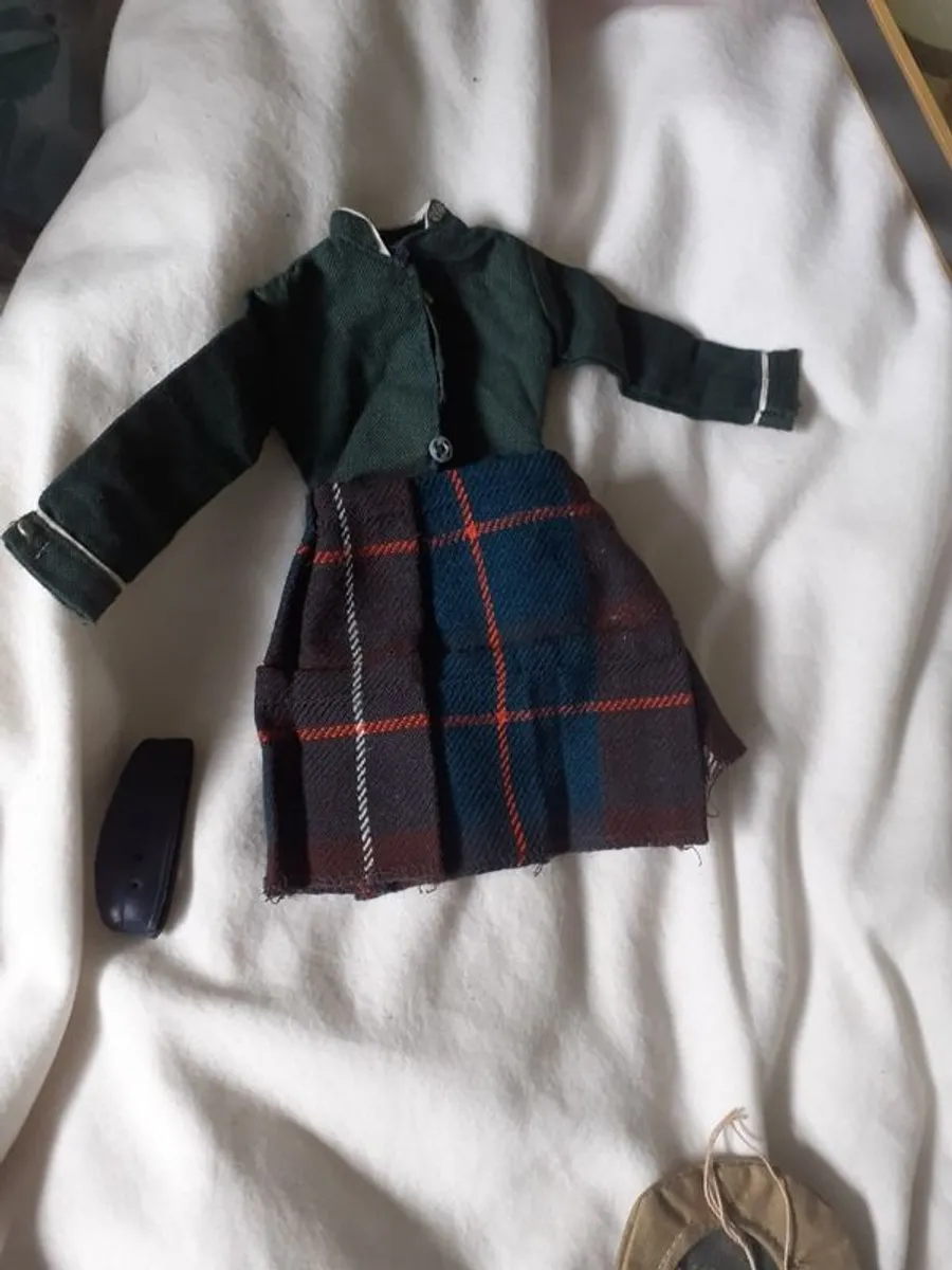 Actoinman uniforms - Image 2
