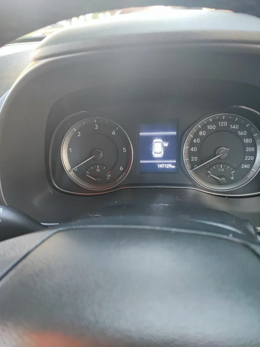 Hyundai KONA 2019 - Image 4