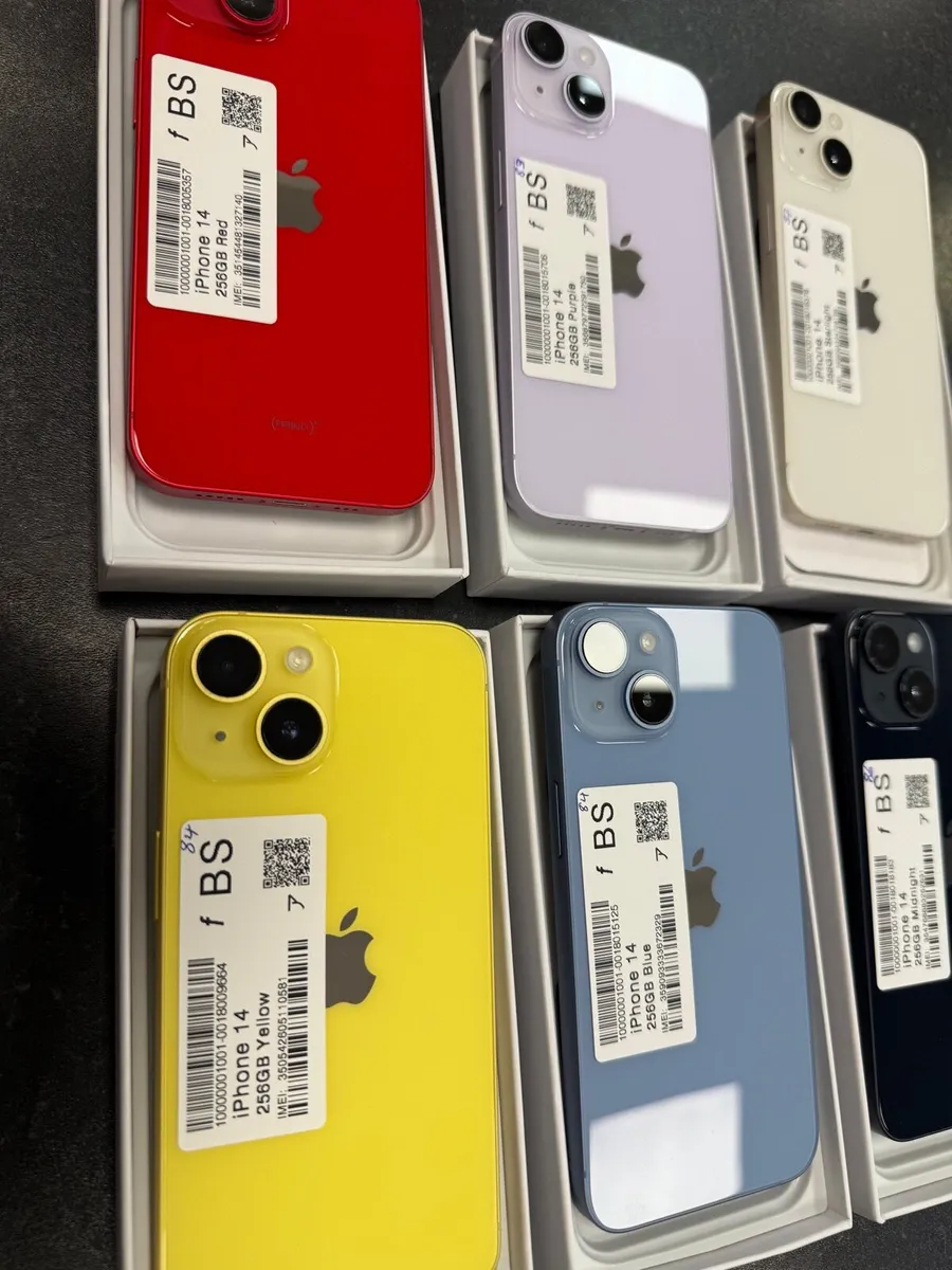 iPhone 14 – 256GB Phone – Like New - Image 2