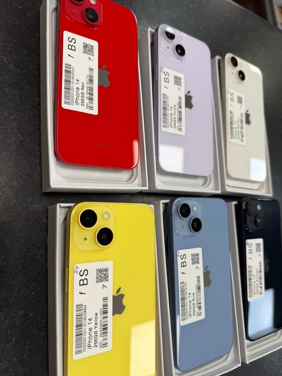 iPhone 14 – 256GB Phone – Like New - Image 4