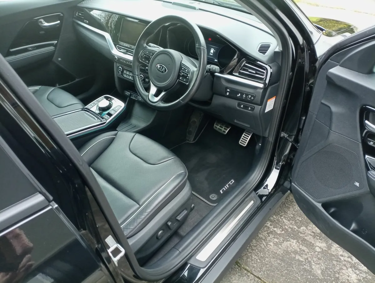 2022 Kia eNiro 64kWh - 4+ High Spec - Image 2