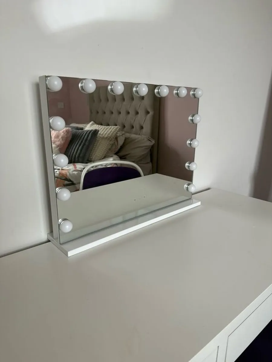 Hollywood mirror - Image 3