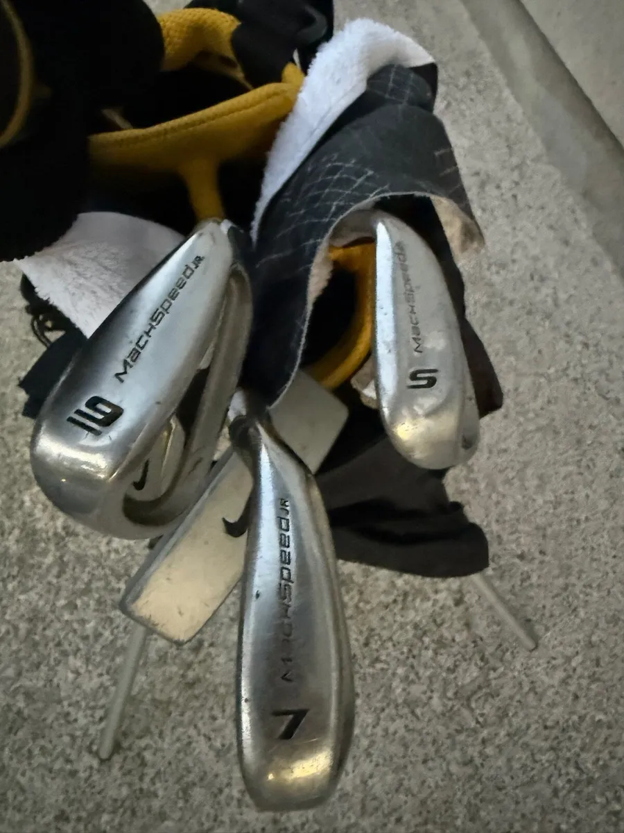 Kids Golf Set - Image 4