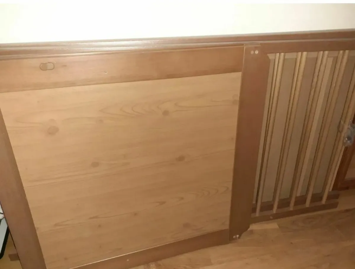 Baby Cot with mattress - Image 2