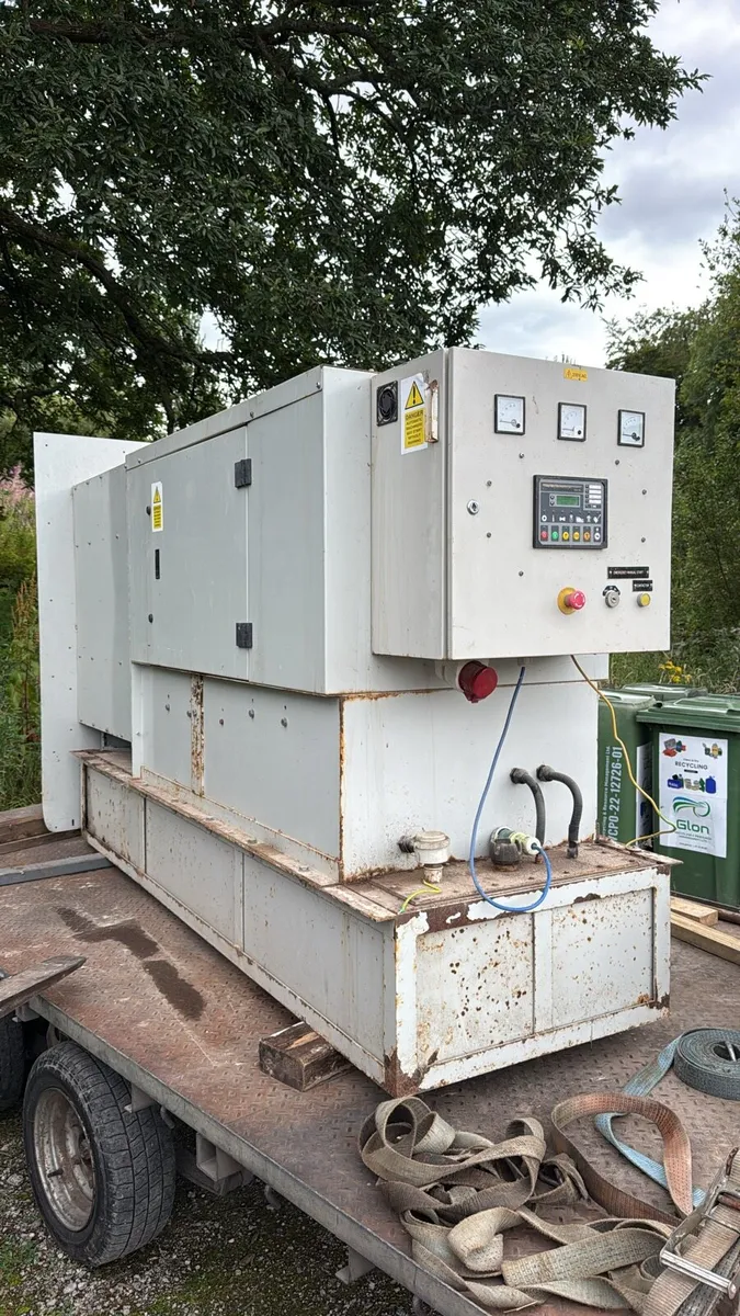 Generator 3 phase 22 kva - Image 1