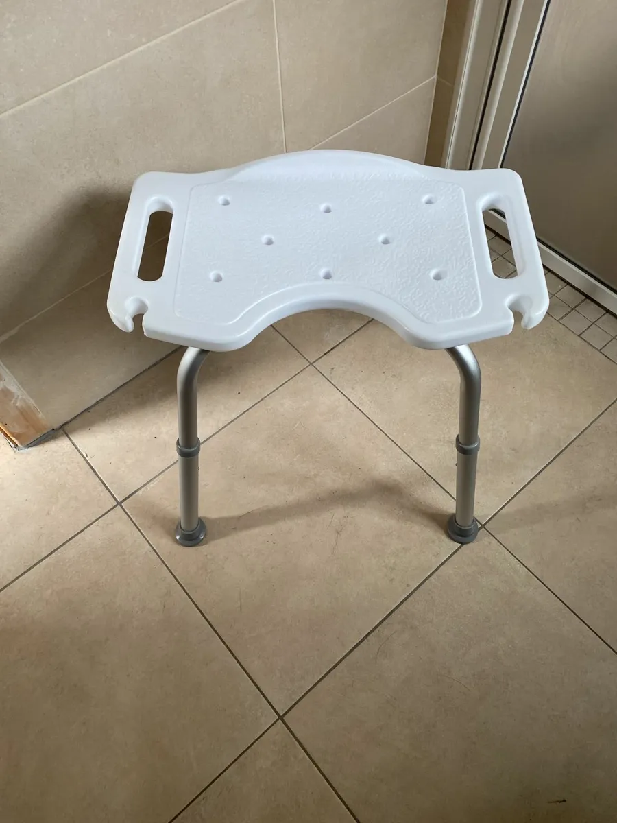 Shower or Bathroom Seat - Image 1