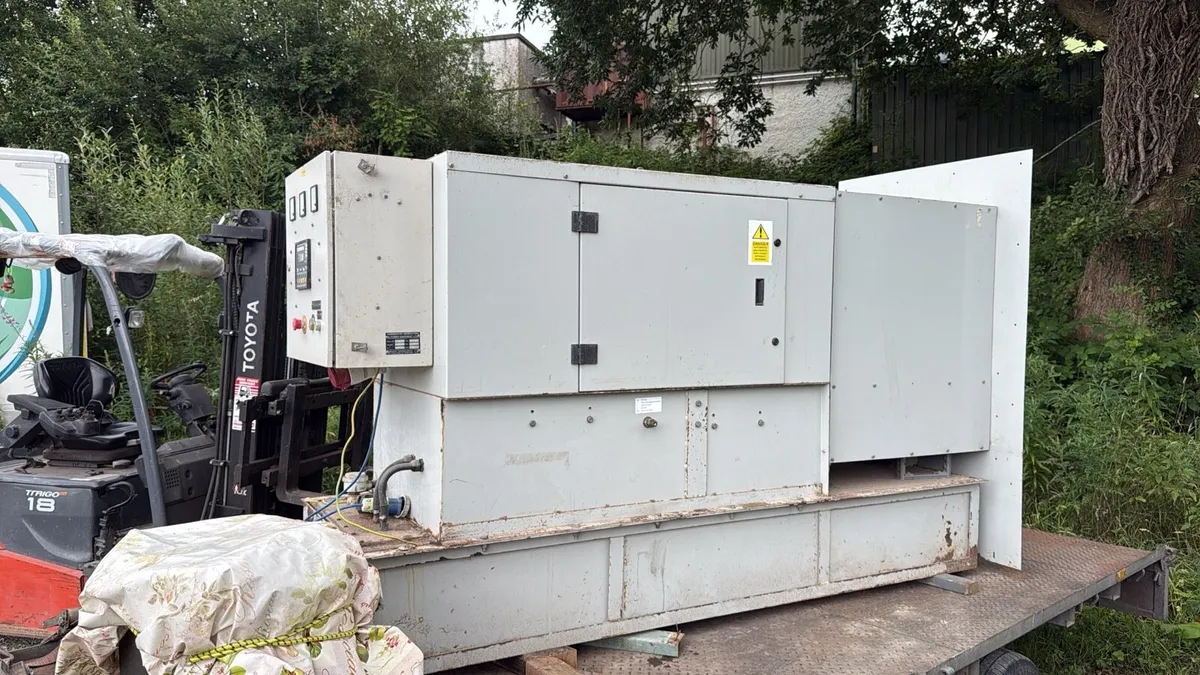 Generator 3 phase 22 kva - Image 3