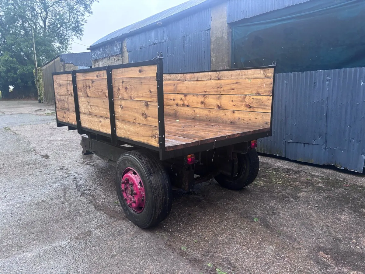 Tipping trailer - Image 3