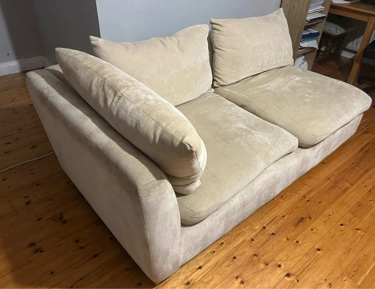 2 seater Couch - Image 2