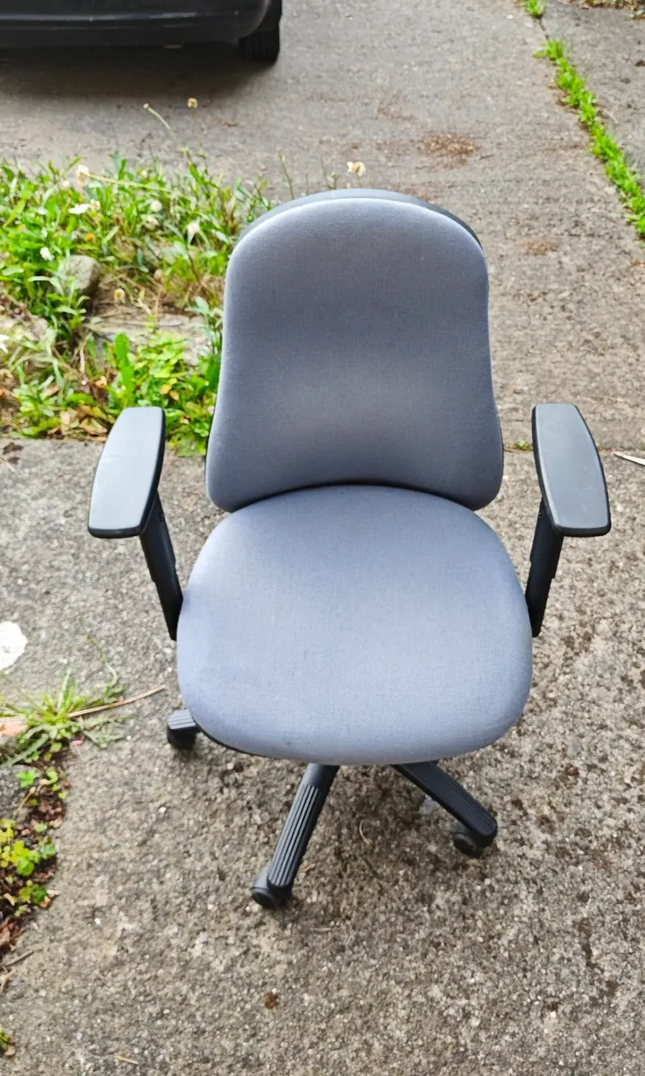 office Chair - Image 1