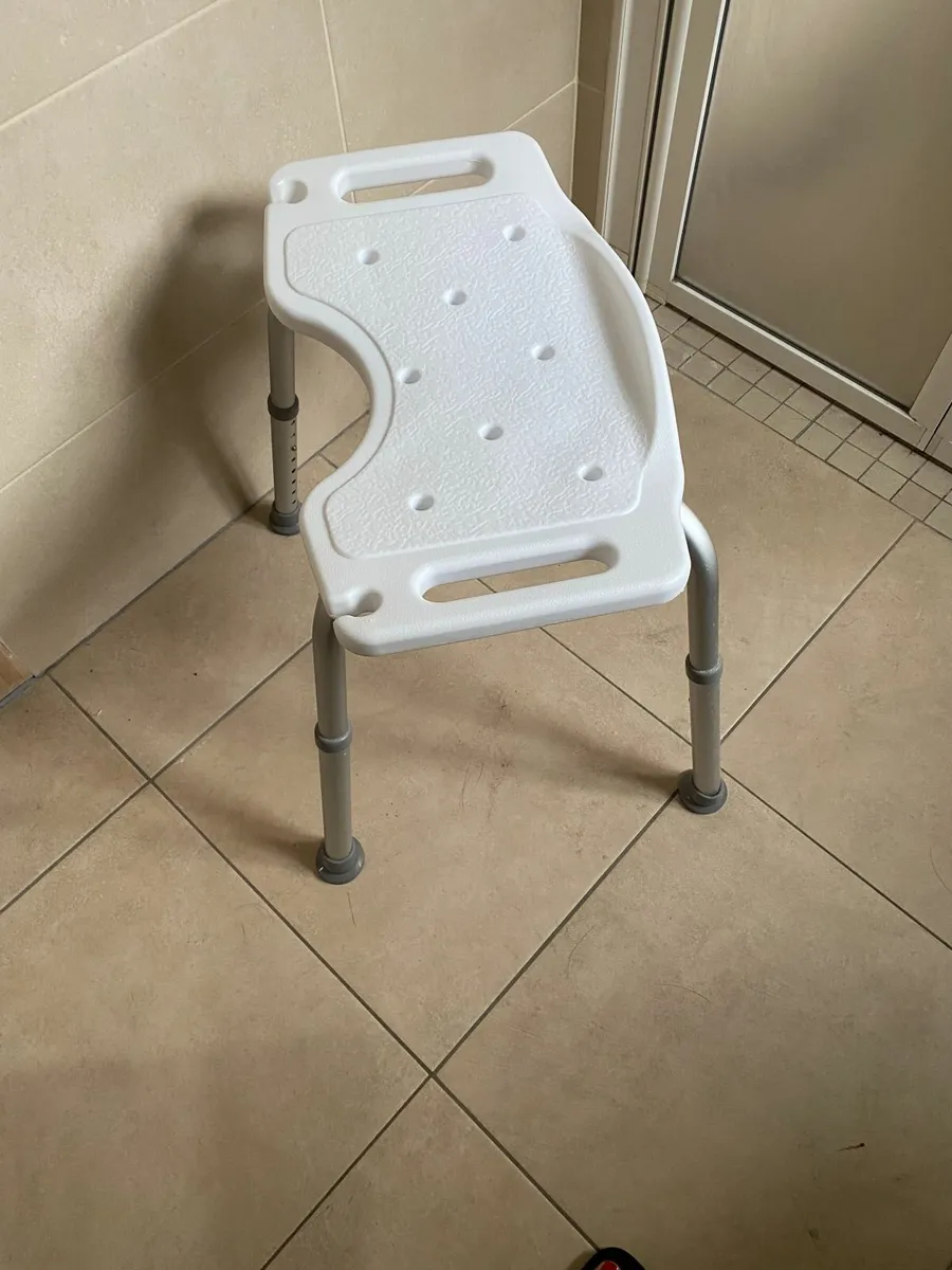 Shower or Bathroom Seat - Image 2