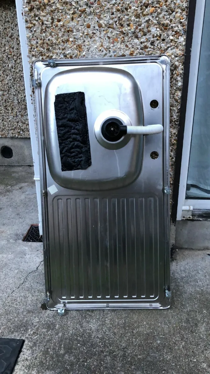 Kitchen sink - Image 2
