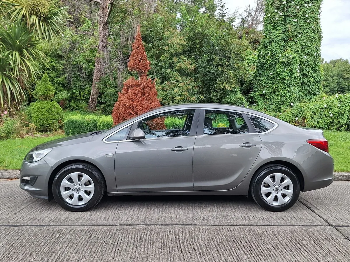 Opel Astra Saloon/ ONLY 120KMS/ NCT 2027 - Image 2
