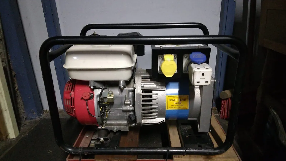Honda generator - Image 4