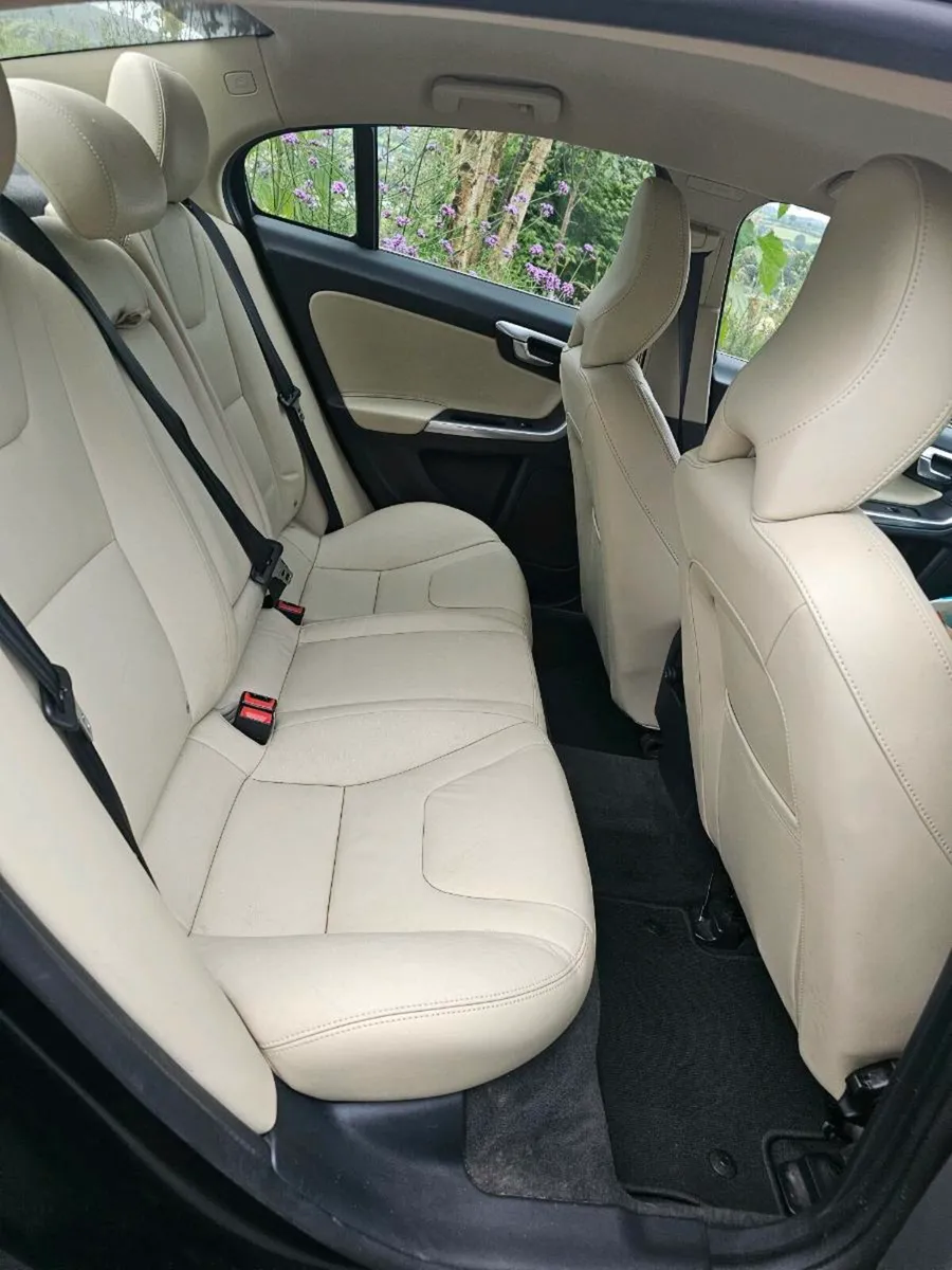 Volvo S60 D2 2018 (182) - Image 4