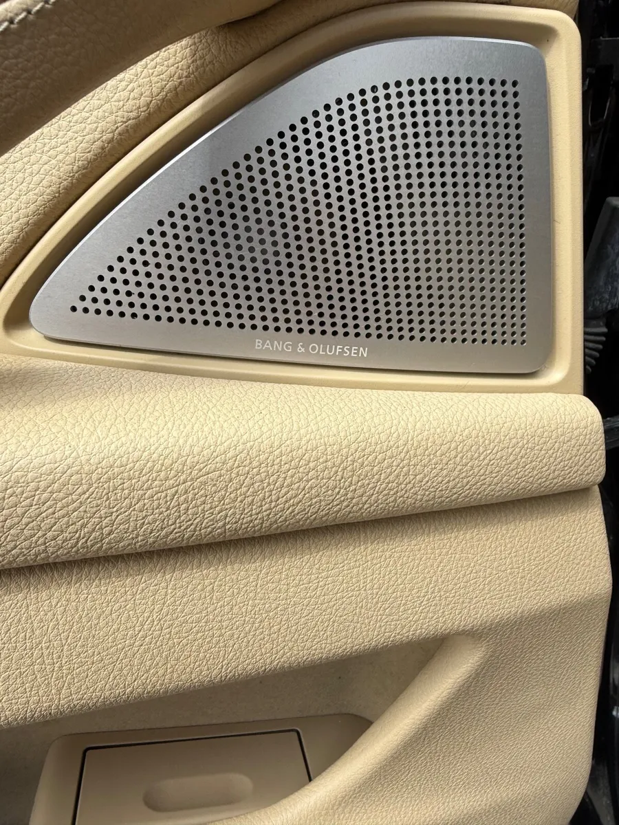 BMW 5-Series 2013 - Image 4