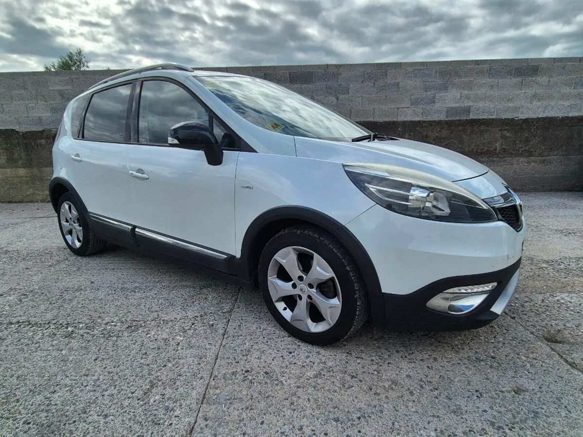 Renault Scenic XMOD Bose 2013 - Image 2