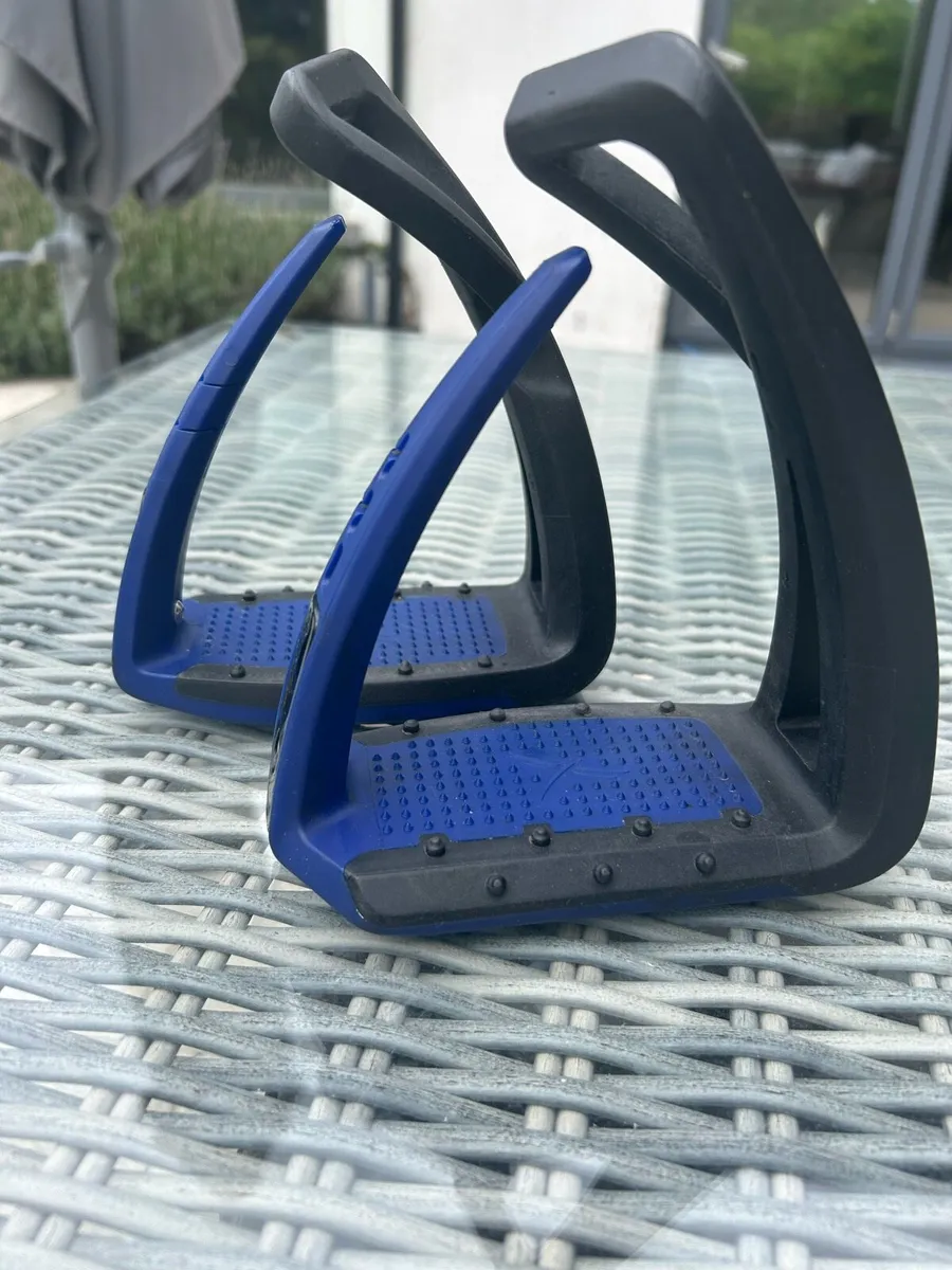 Freejump Stirrups - Image 3
