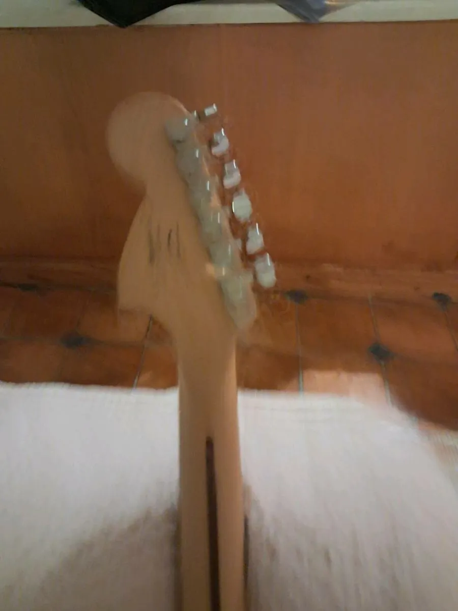 Fender squier satin trans fat stratocaster - Image 4