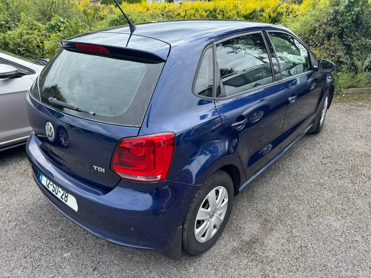 Volkswagen Polo 2012 diesel - Image 4