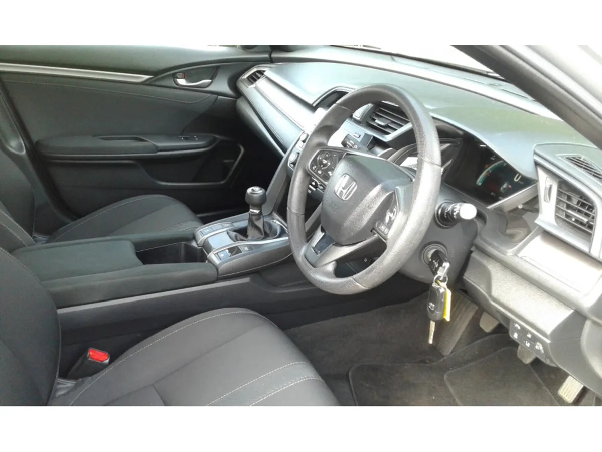 Honda Civic 1.6 diesel - Image 4