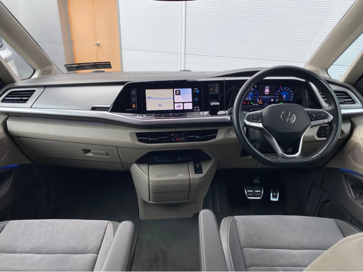 Volkswagen Multivan T7 STYLE PHEV 218HP LOH 5DR - Image 3