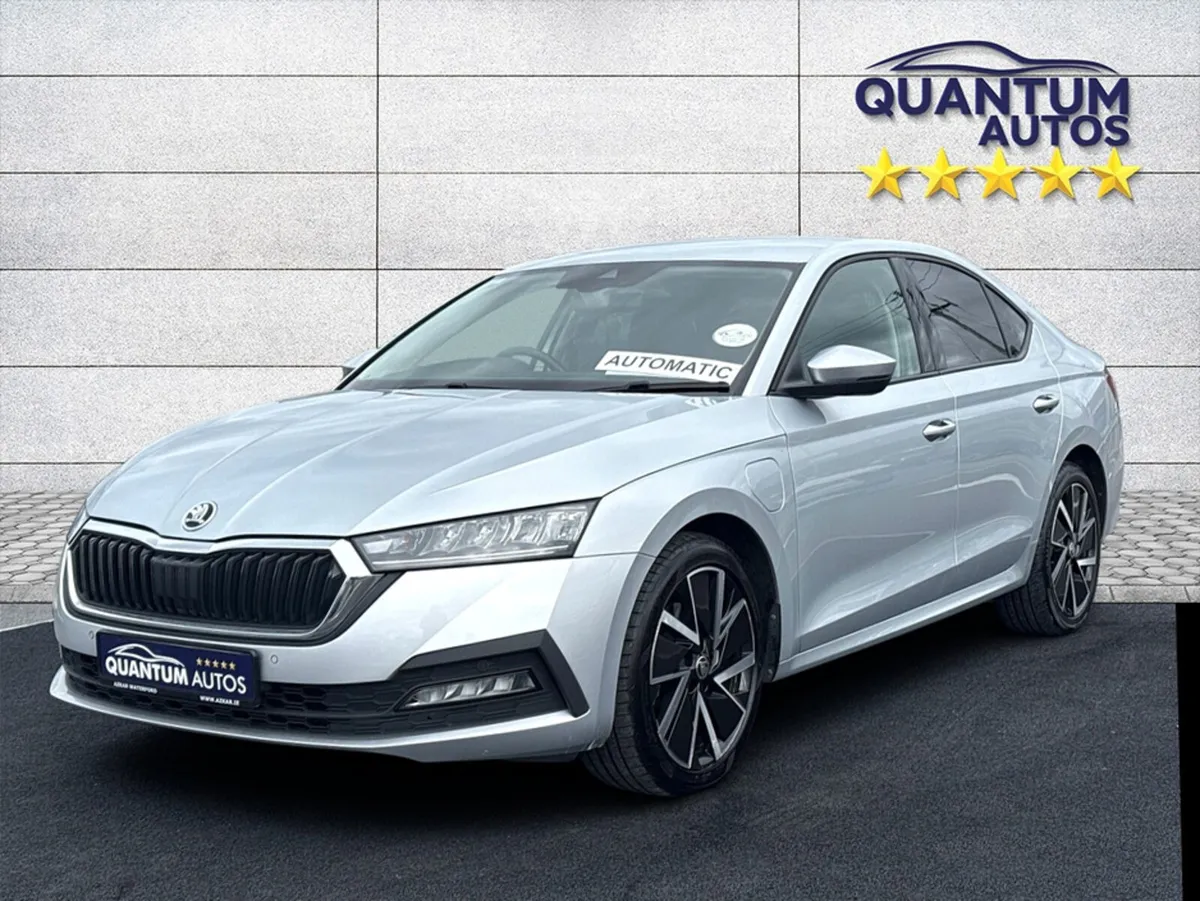 Skoda Octavia 2021 SE TECH IV 1.4 TSI PHEV HATCHBA - Image 4