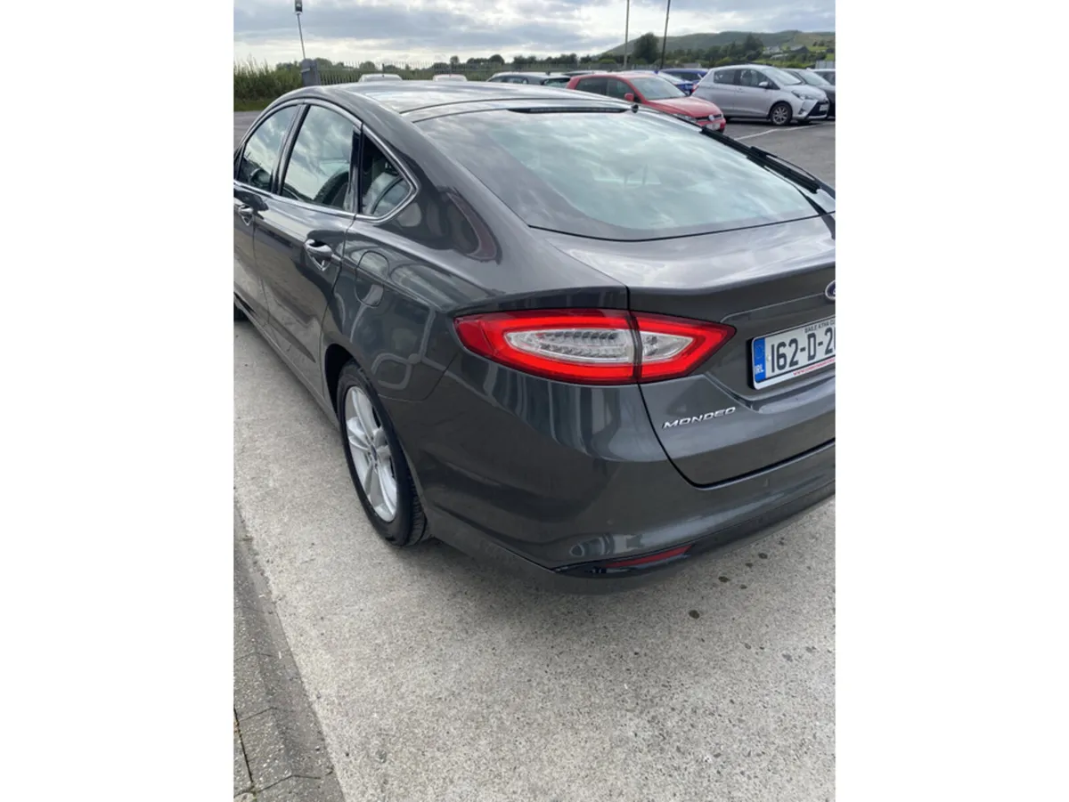 Ford Mondeo TITANIUM 5DR 2.0 TD 150BHP M6 FWD 4DR - Image 3