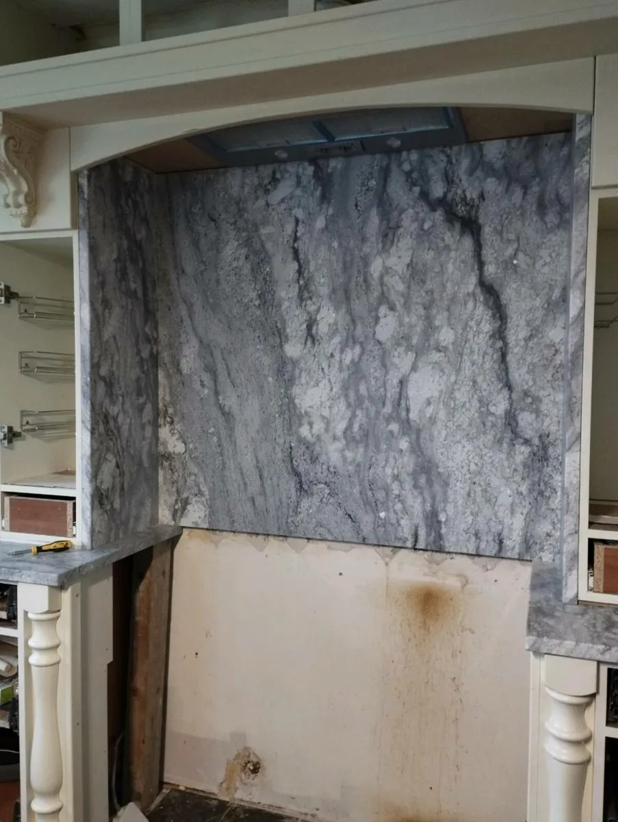Granite slabs - Image 1