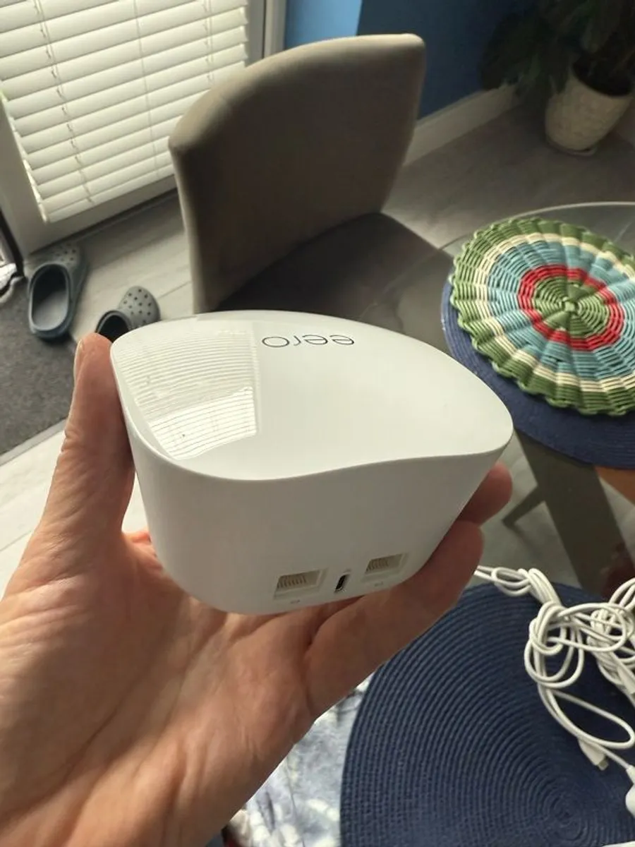 3 x Eero-5 Mesh WiFiExtender - Image 3