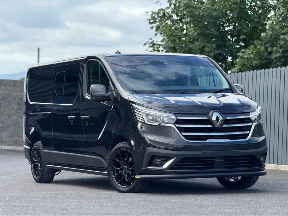 Renault Trafic 5 SEATER RENAULT TRAFIC LL30 SPORT - Image 1
