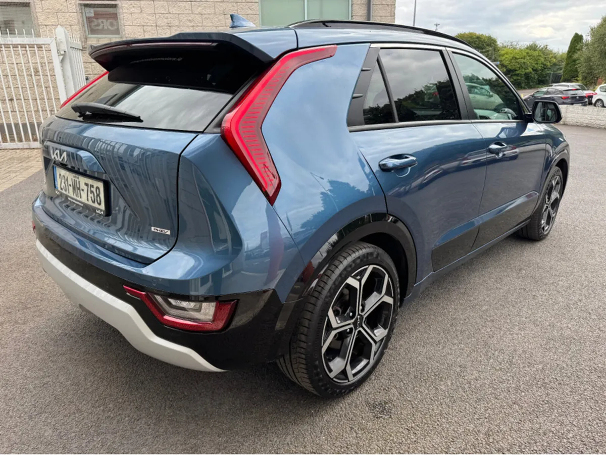 Kia Niro PHEV K3 5DR AUTO - Image 2