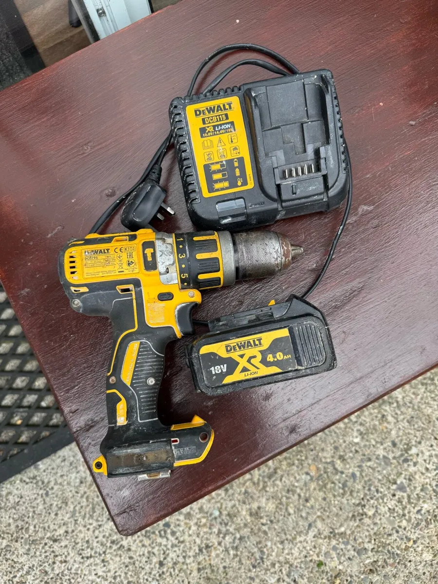 Dewalt drill - Image 1