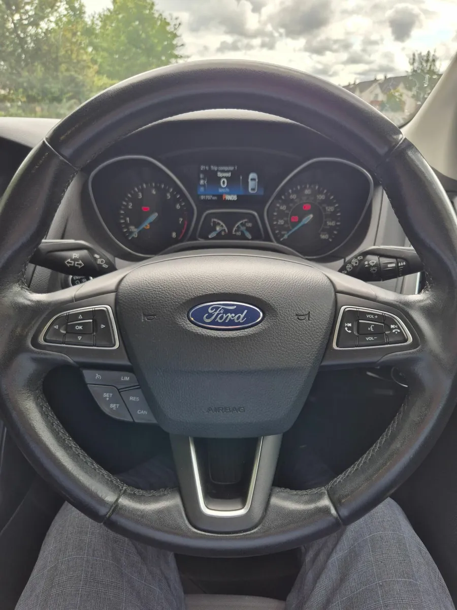 Ford Focus 2017 - Image 3