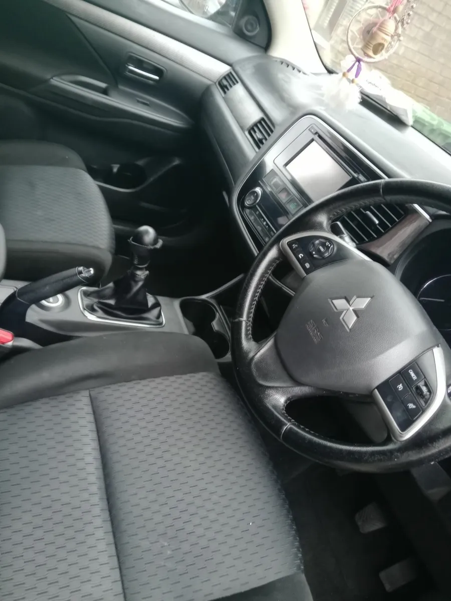 Mitsubishi Outlander 2013 - Image 3