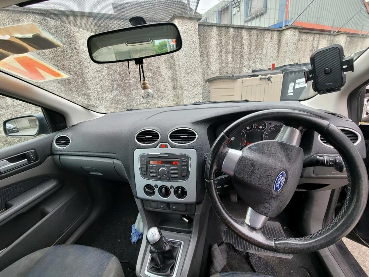 Car - Image 3