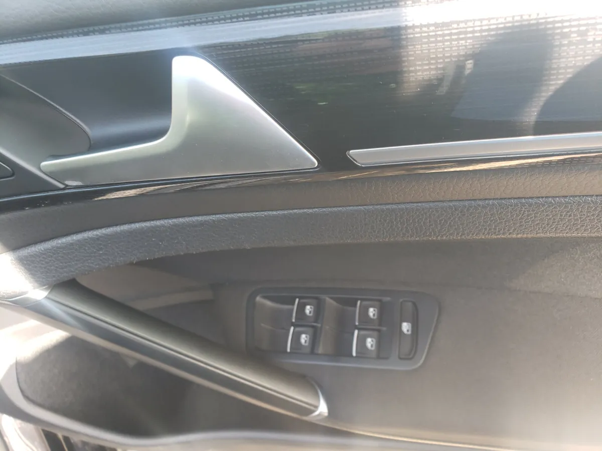 Volkswagen Golf 2019 - Image 3