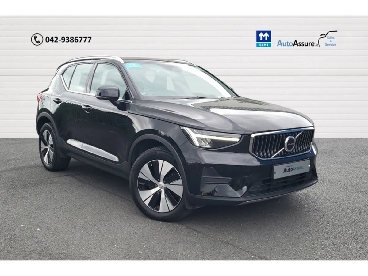 Volvo XC40 Core T4 Recharge Auto Plug-in Hybrid / - Image 1