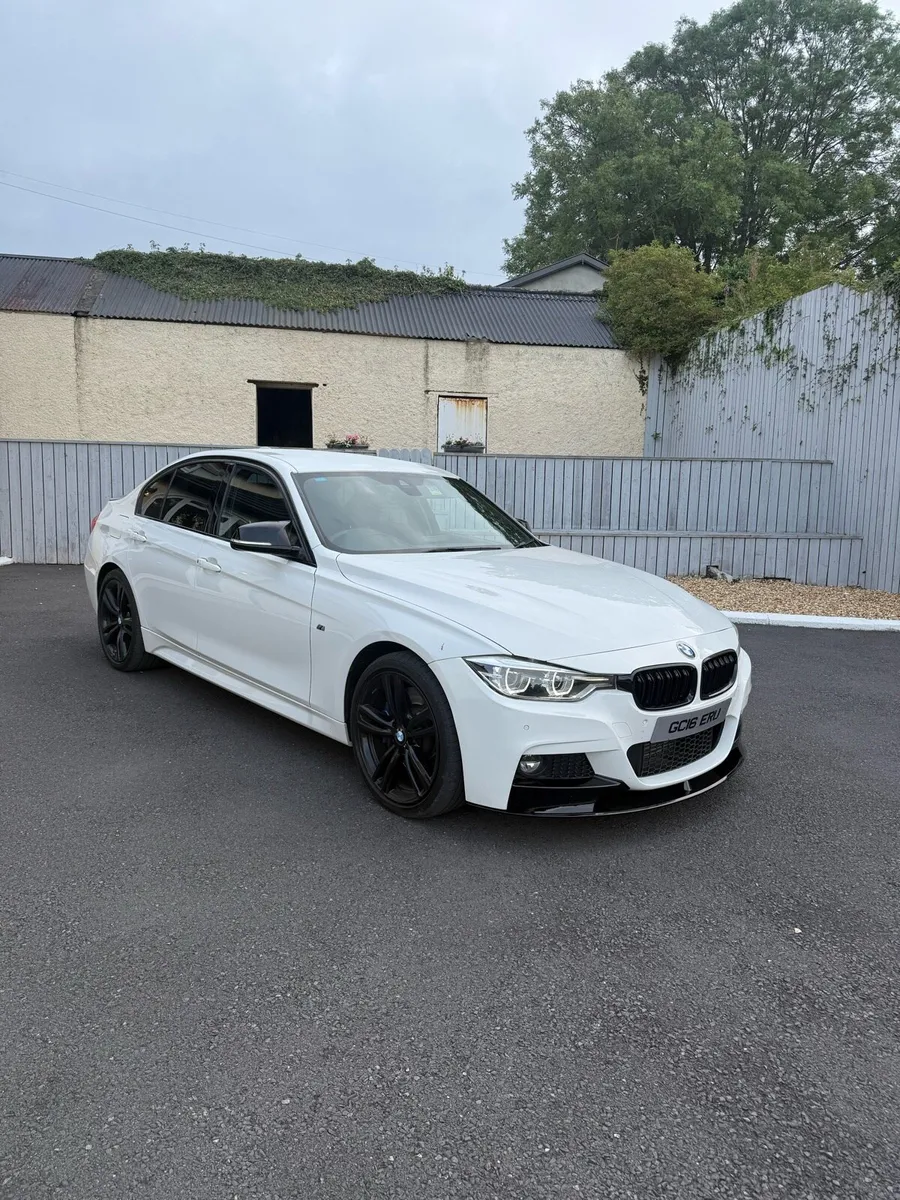 BMW 330D XDrive - Image 1