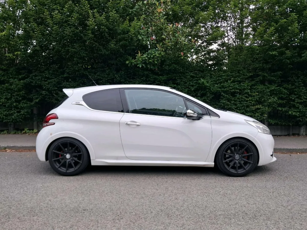 132 Peugeot 208 GTI New Nct 07/26 - Image 3