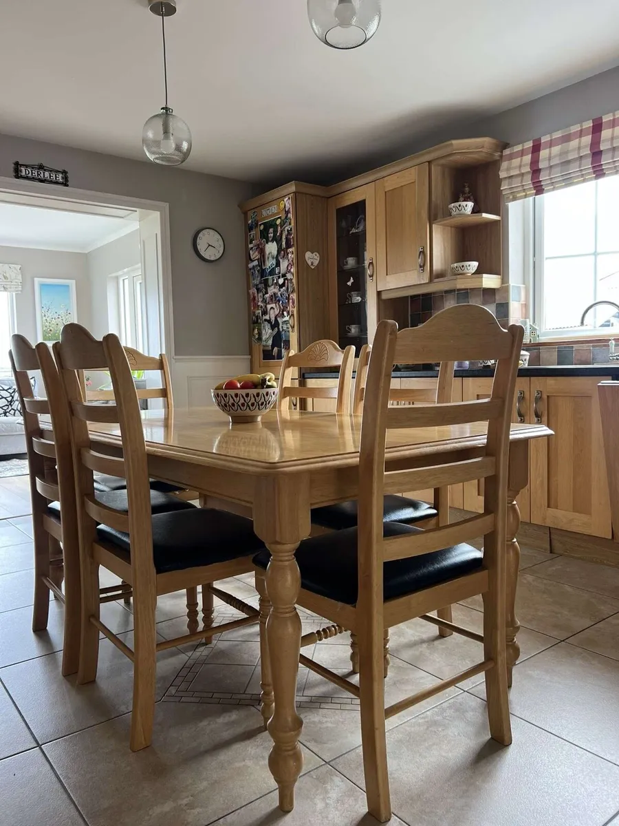 Oak Table and 6 Chairs - Image 2