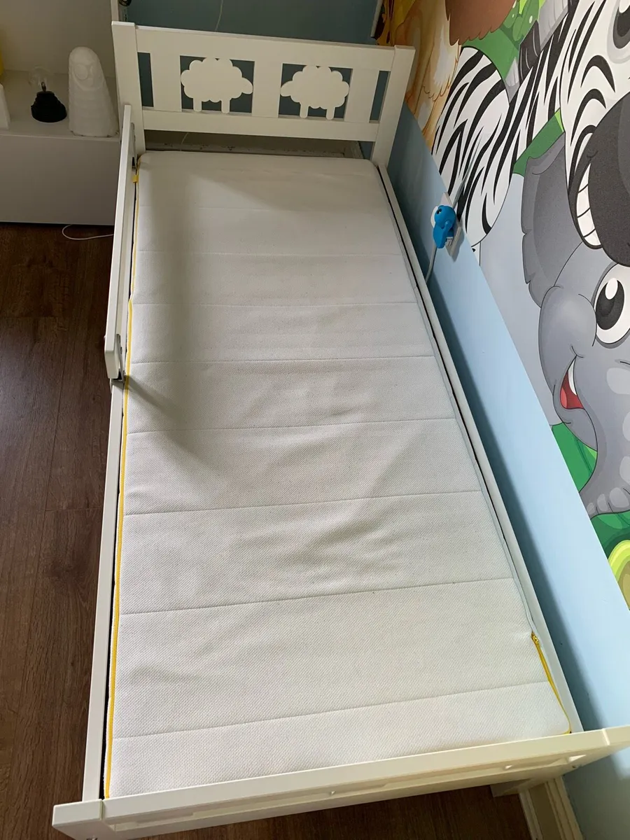 Child’s bed frame - Image 2