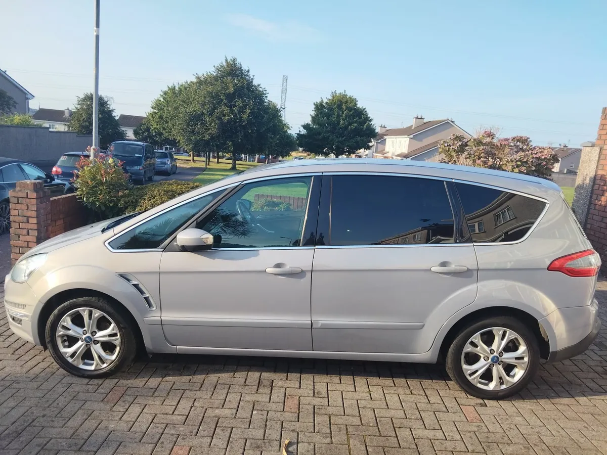 Ford S-Max 2012 - Image 4